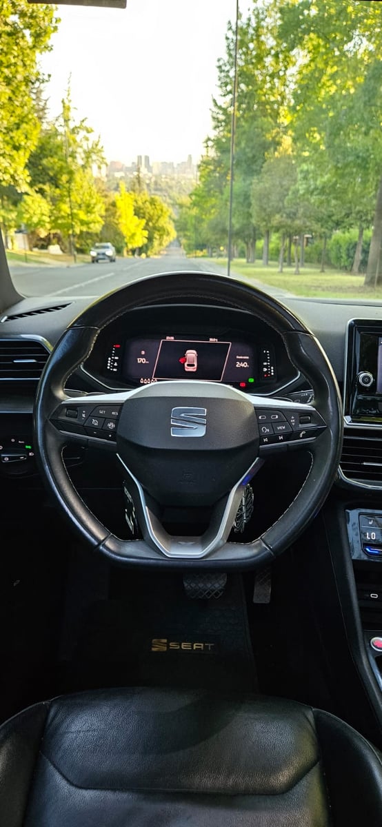 Seat Tarraco 1.4 TSI AT DSG 3 CORRIDAS 2021 - Imagen 13 de 14