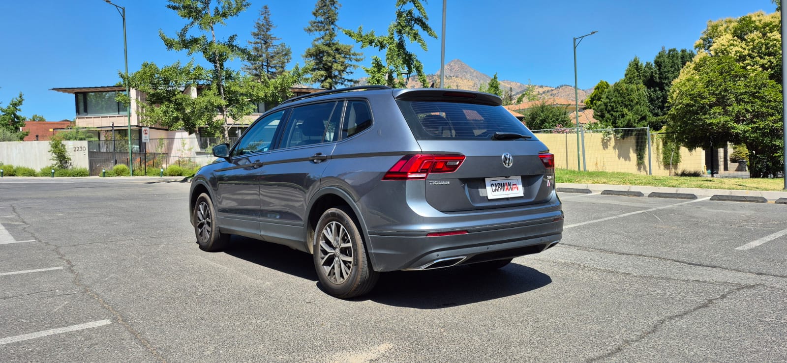 Volkswagen Tiguan 1.4 TSI AT DSG 3 CORRIDAS 2022 - Imagen 6 de 12