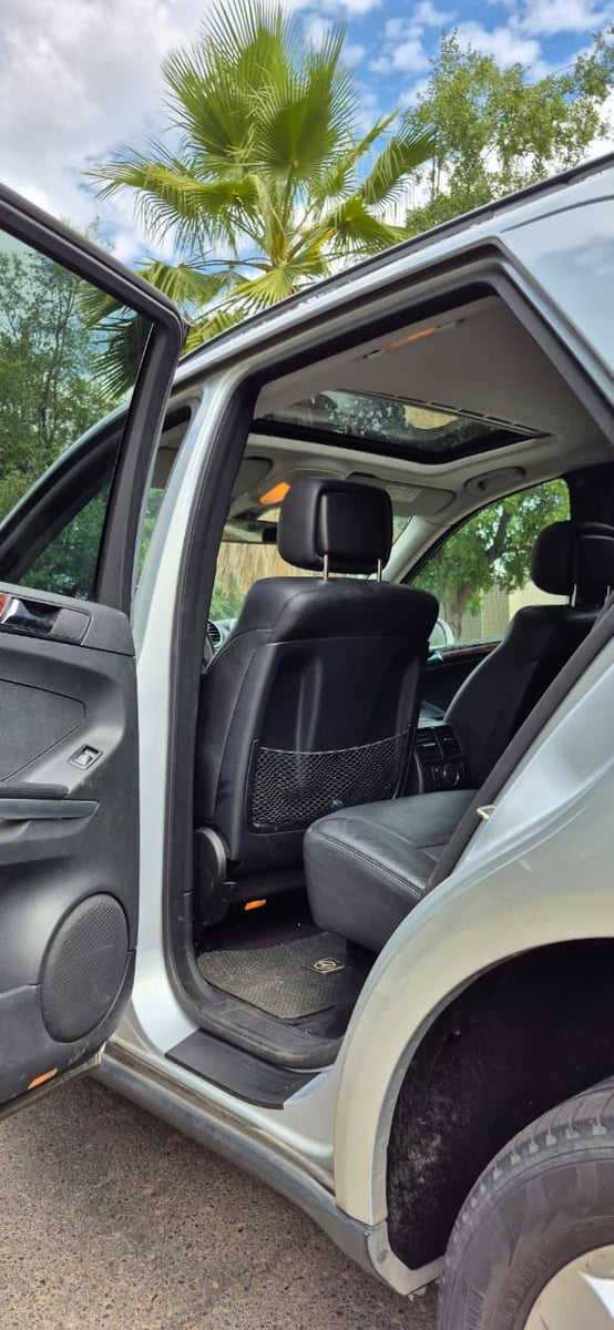 Mercedez Benz Clase ML ML500 2007 - Imagen 11 de 14