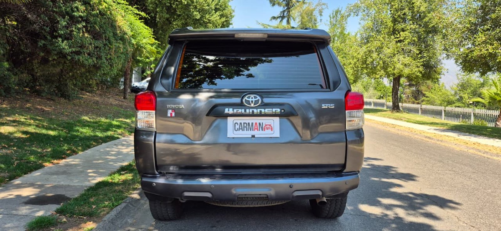 Toyota 4 Runner SR5 4X4 3 CORRIDAS 2012 - Imagen 6 de 9