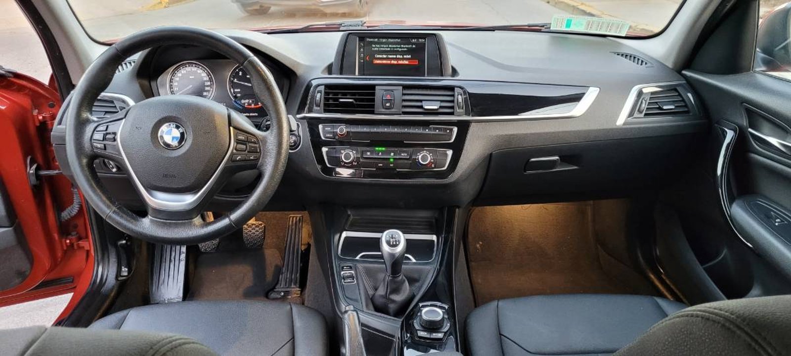 BMW 118 118I TURBO MT 2018 - Imagen 15 de 16