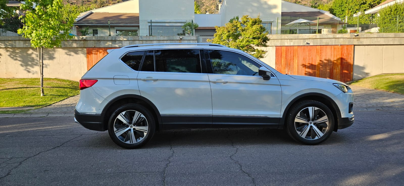 Seat Tarraco 1.4 TSI AT DSG 3 CORRIDAS 2021 - Imagen 4 de 14