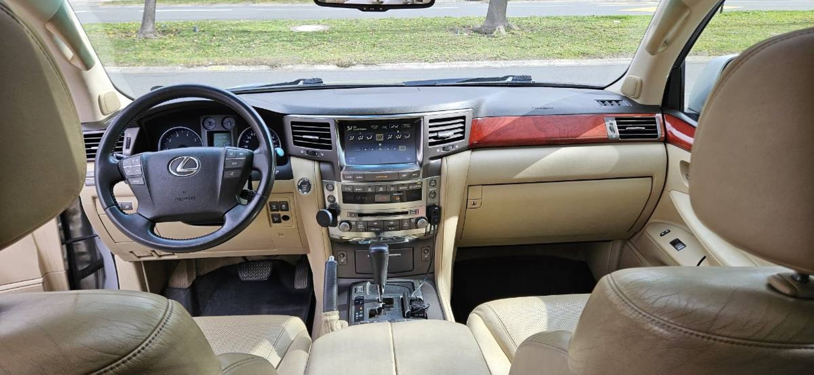 Lexus Lx 570 2009 - Imagen 14 de 20