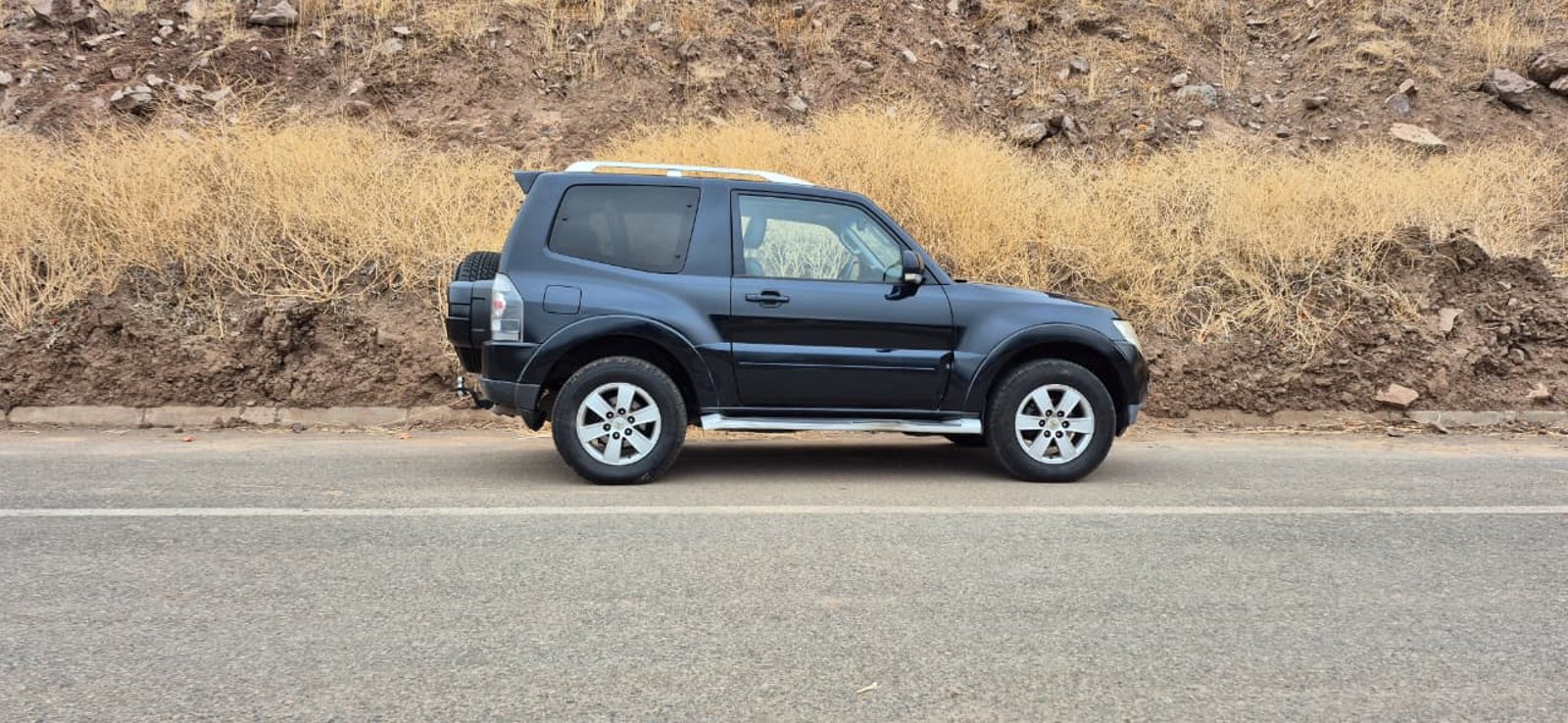 Mitsubishi Montero 3.2 DIESEL 4X4 AT CORTO 2007 - Imagen 8 de 9