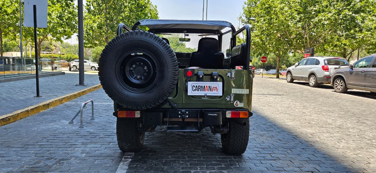 Toyota FJ 40 1981 - Imagen 9 de 12