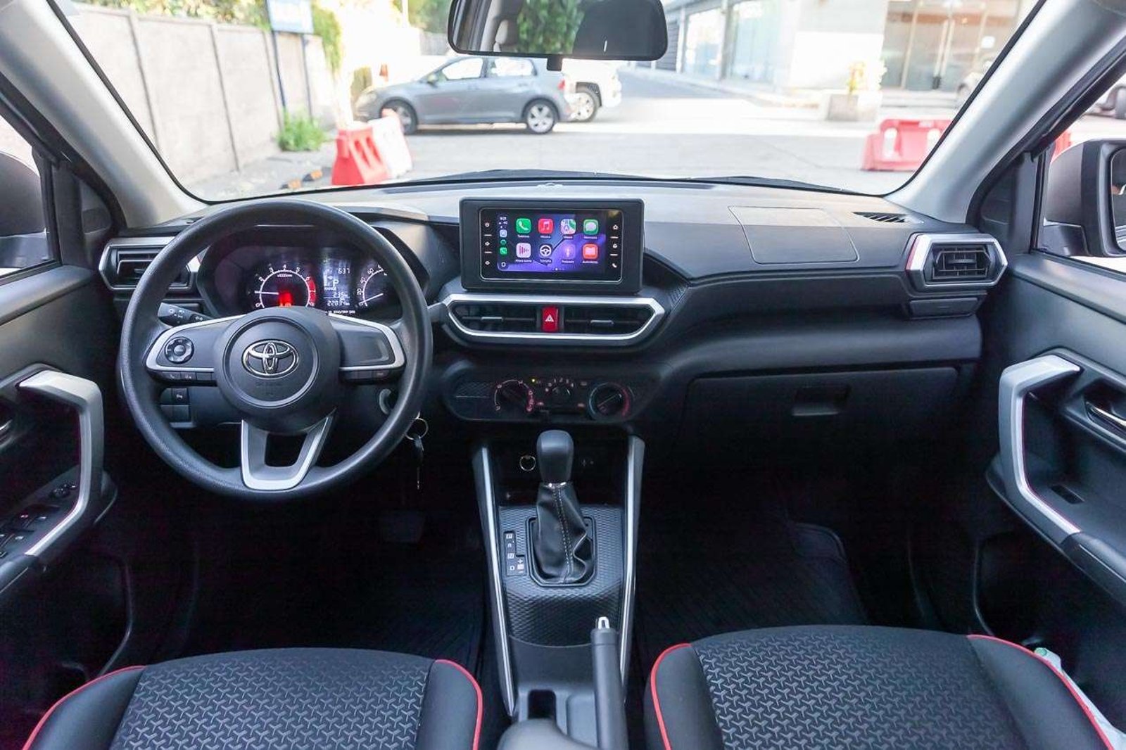 TOYOTA Raize 2025 - Imagen 16 de 18