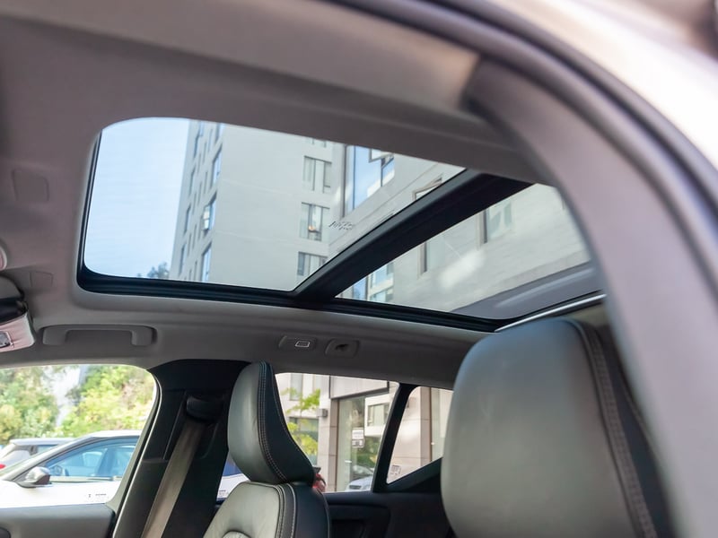 Volvo XC40 2023 - Imagen 8 de 19