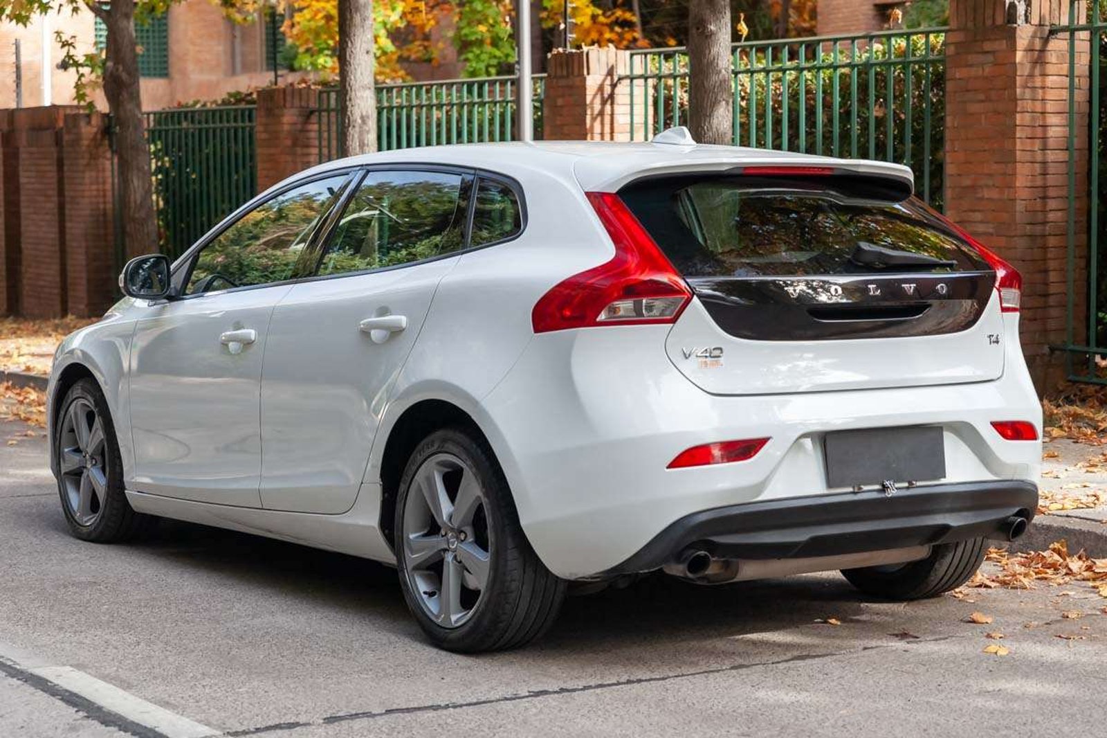 VOLVO V40 2013 - Imagen 3 de 17