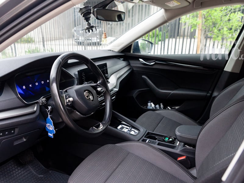 Skoda Octavia 2023 - Imagen 7 de 16