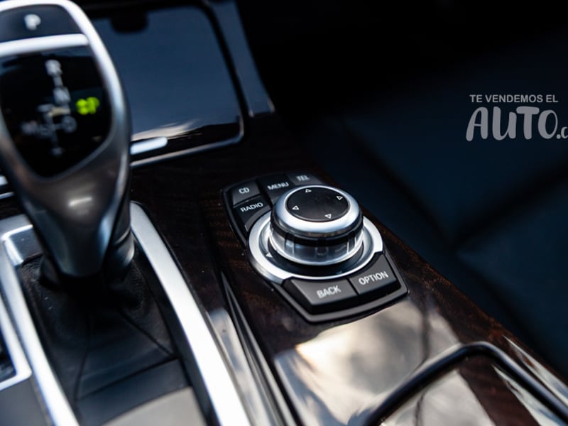 BMW 550I 2011 - Imagen 16 de 20