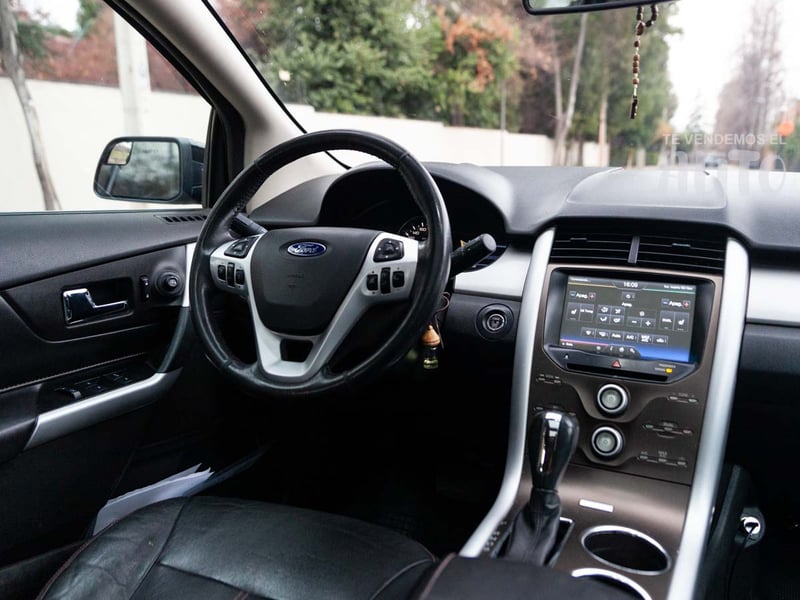 Ford Edge 2015 - Imagen 19 de 20