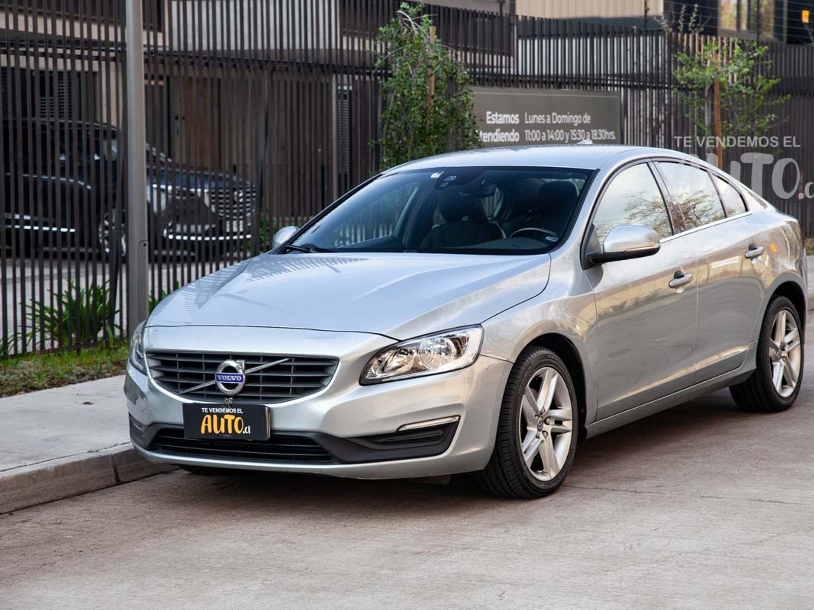 Volvo S60 2018 - Foto 2 de 17