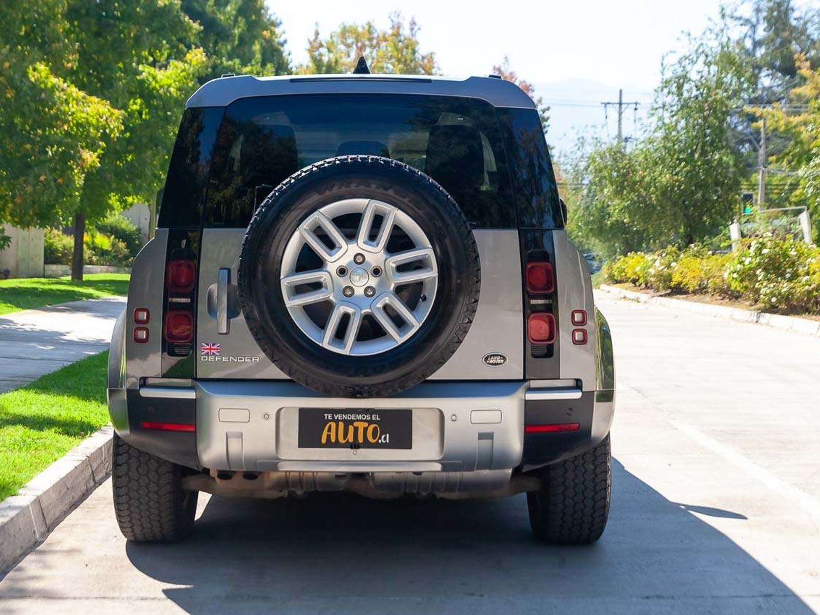 Land Rover Defender 2022 - Foto 4 de 18