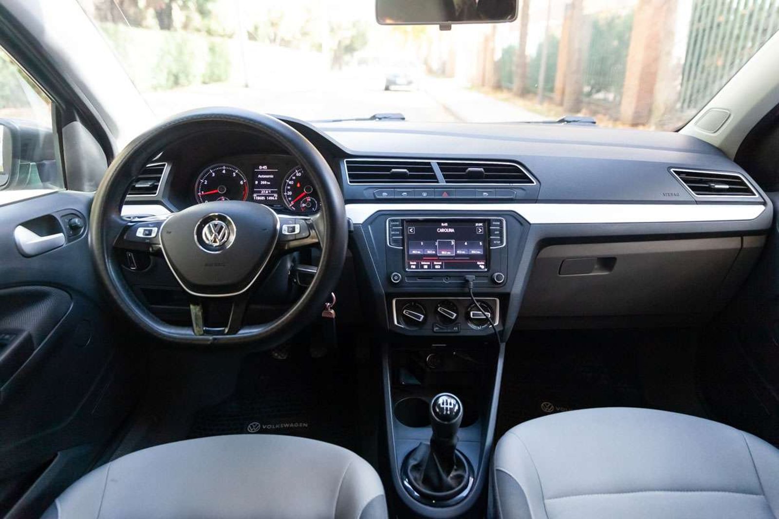 VOLKSWAGEN Gol 2017 - Imagen 16 de 18