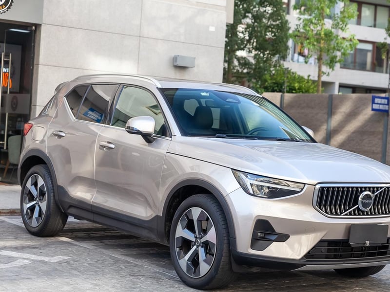Volvo XC40 2023 - Imagen 6 de 19