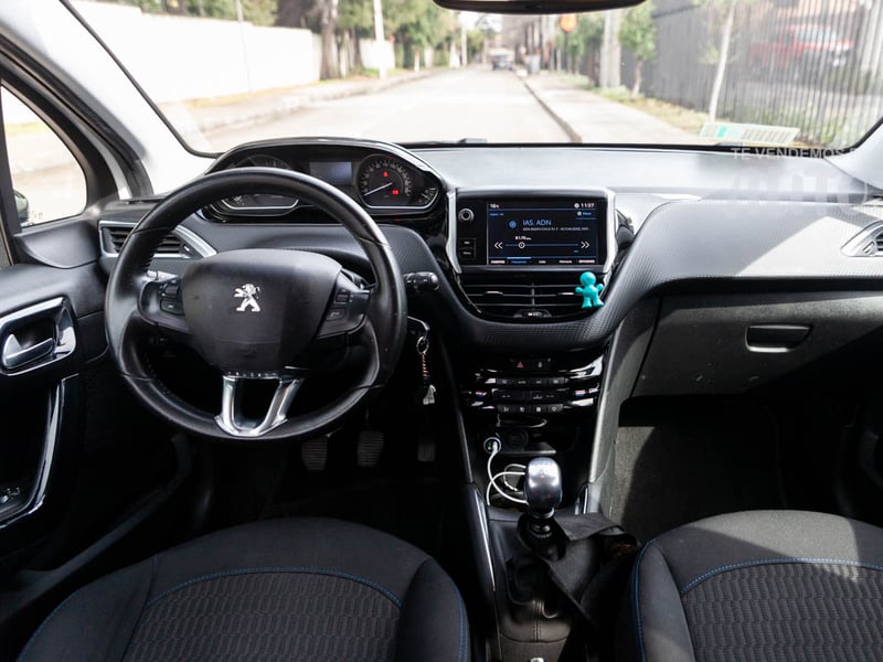 Peugeot 208 2019 - Imagen 16 de 18