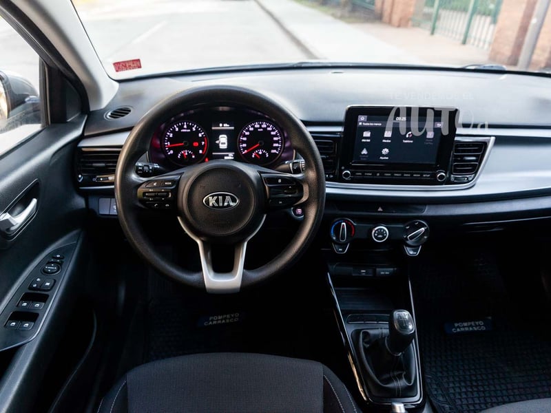 Kia Rio4 2022 - Imagen 18 de 18