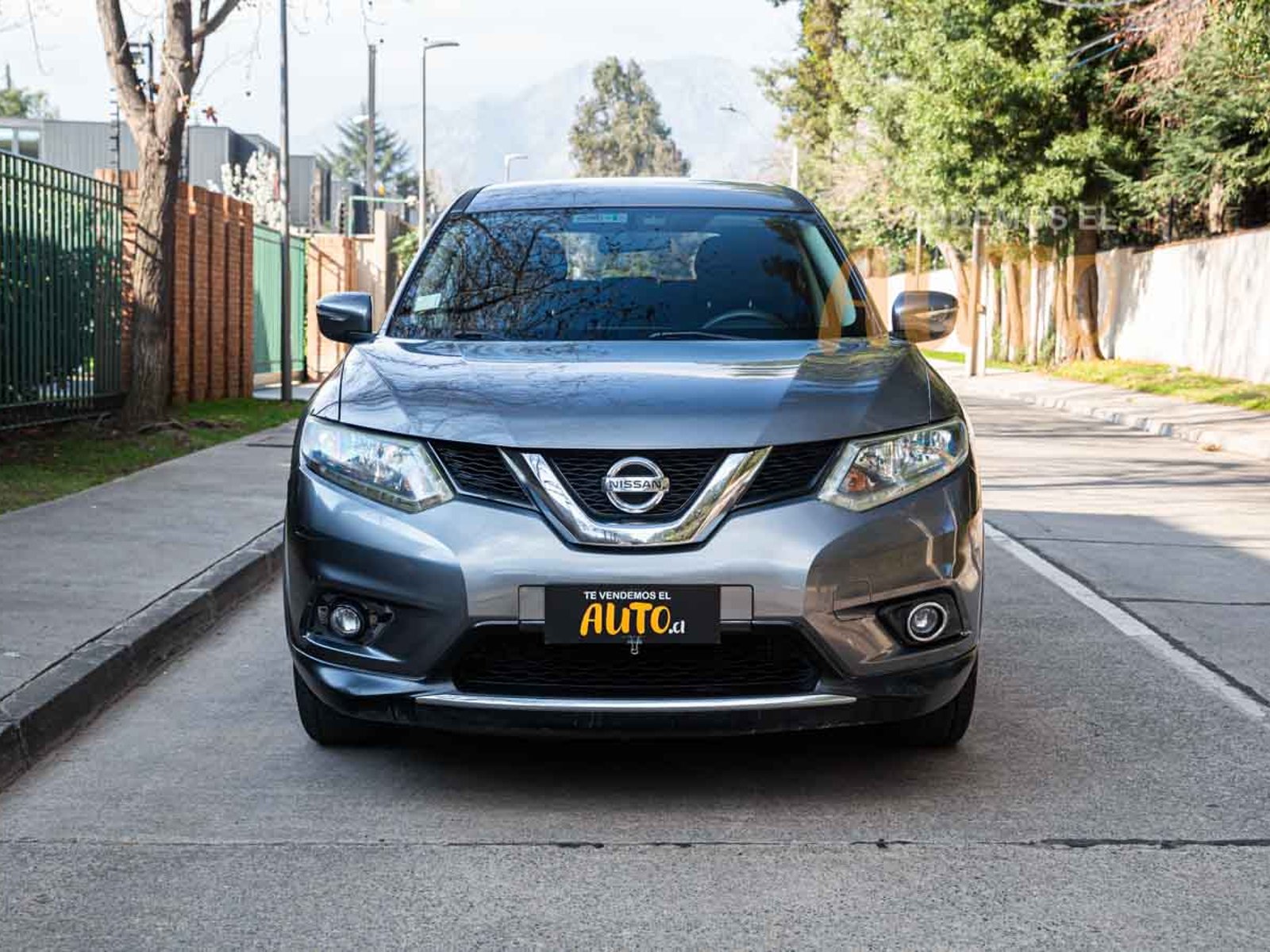 Nissan X-TRAIL SENSE 2016 - Foto 2 de 18