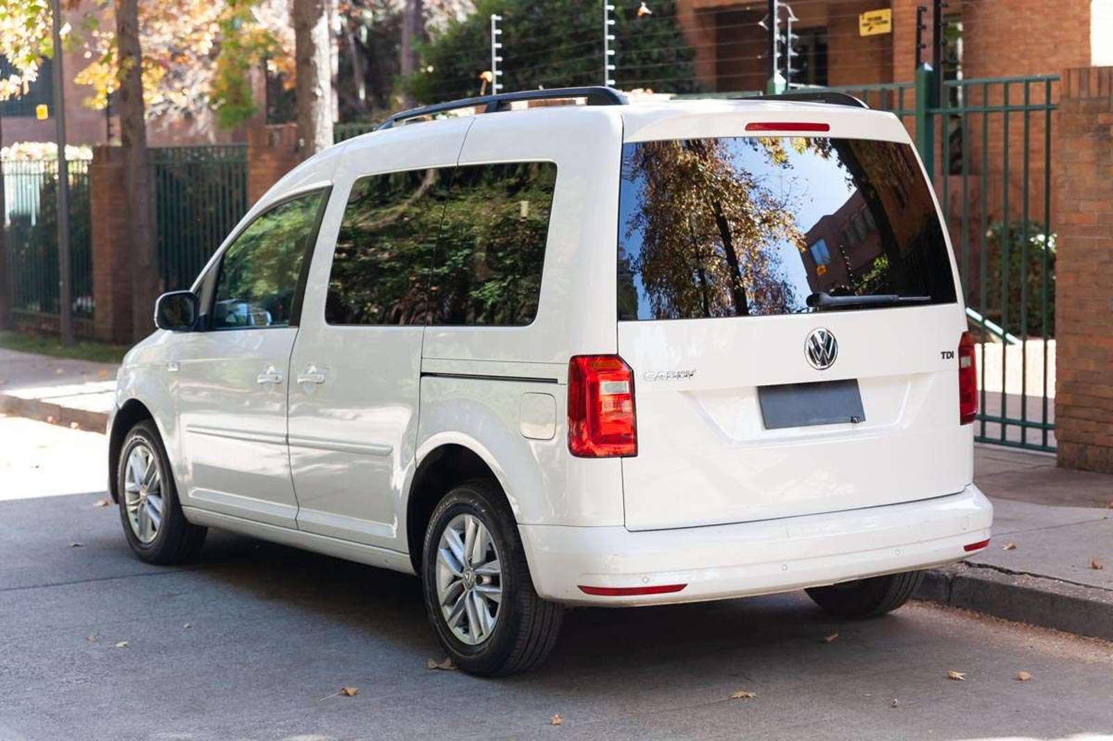 VOLKSWAGEN Caddy 2017 - Imagen 3 de 20