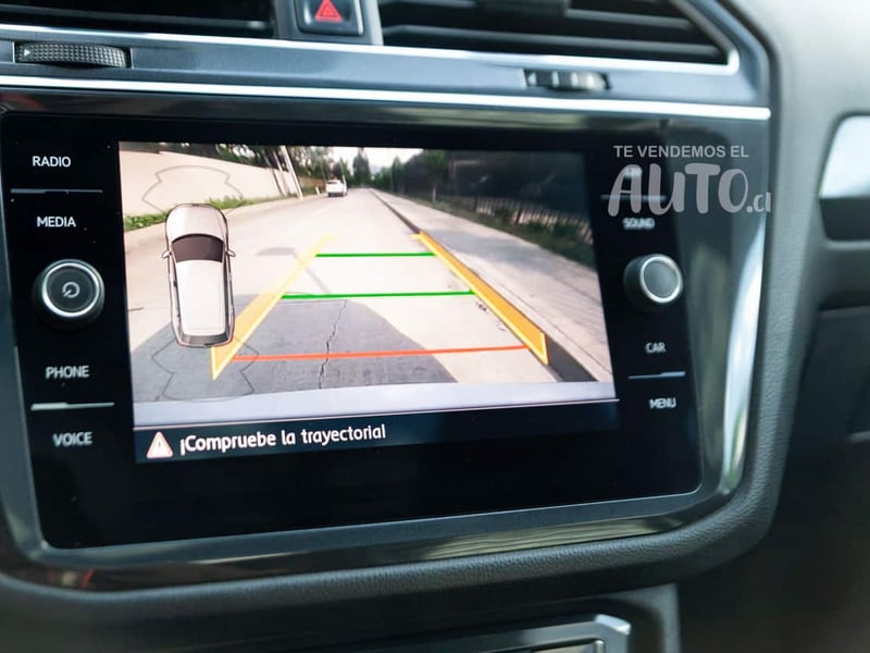 Volkswagen Tiguan 2018 - Imagen 13 de 19