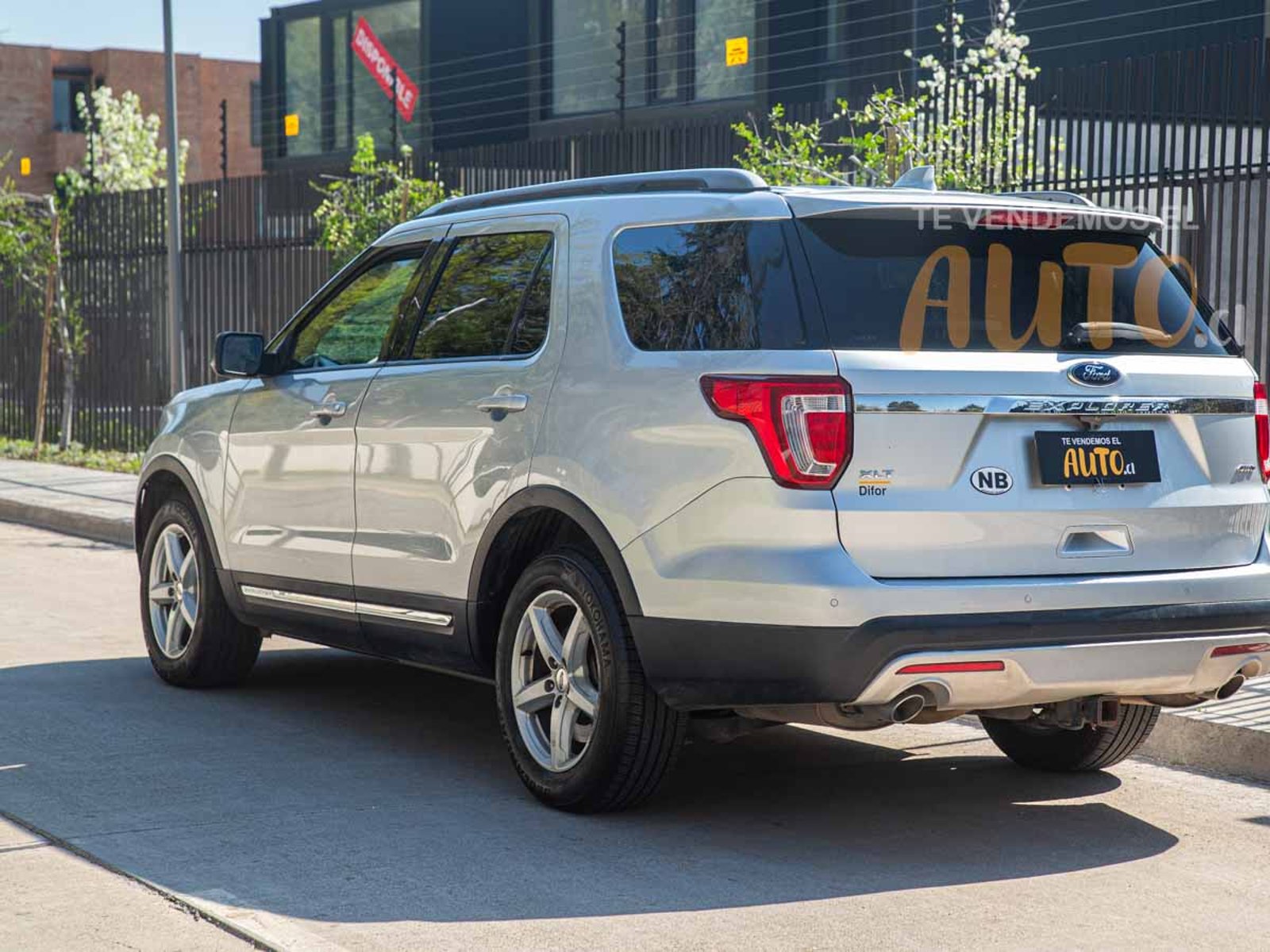 Ford EXPLORER 2018 - Foto 4 de 19