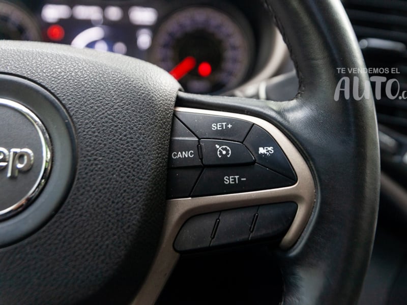 Jeep Cherokee 2015 - Imagen 10 de 20
