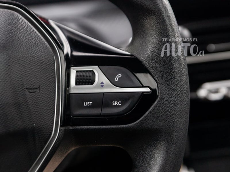 Peugeot 208 2023 - Imagen 10 de 19