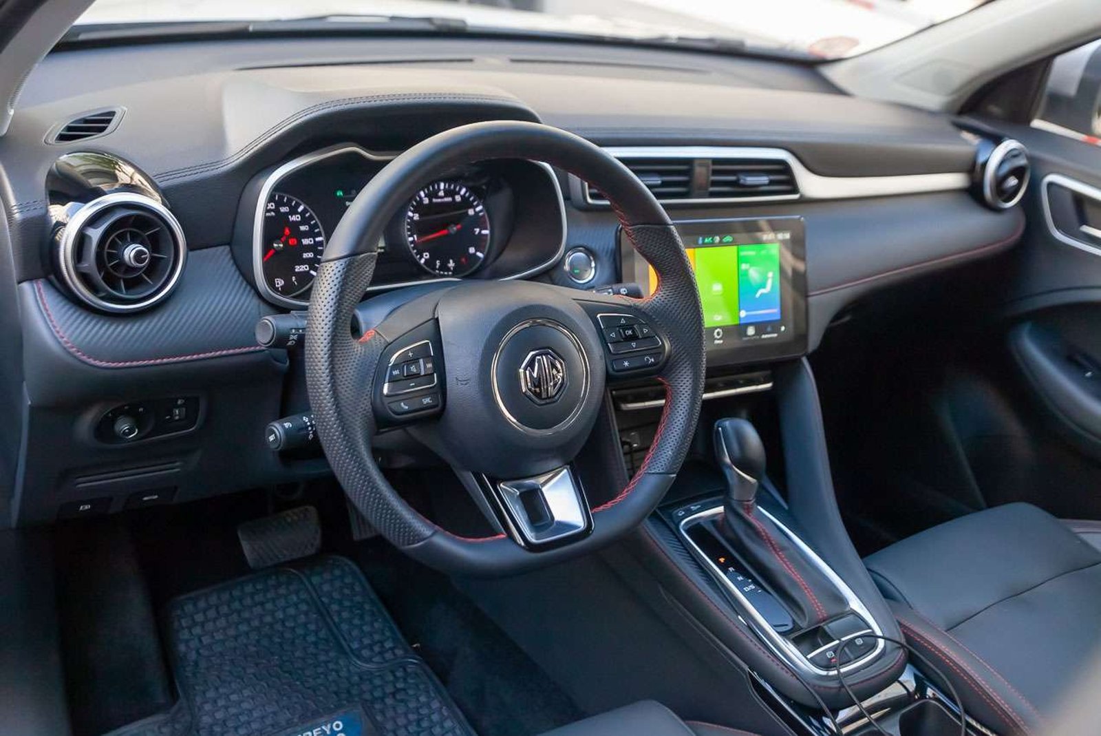 MG ZX 2025 - Imagen 15 de 19
