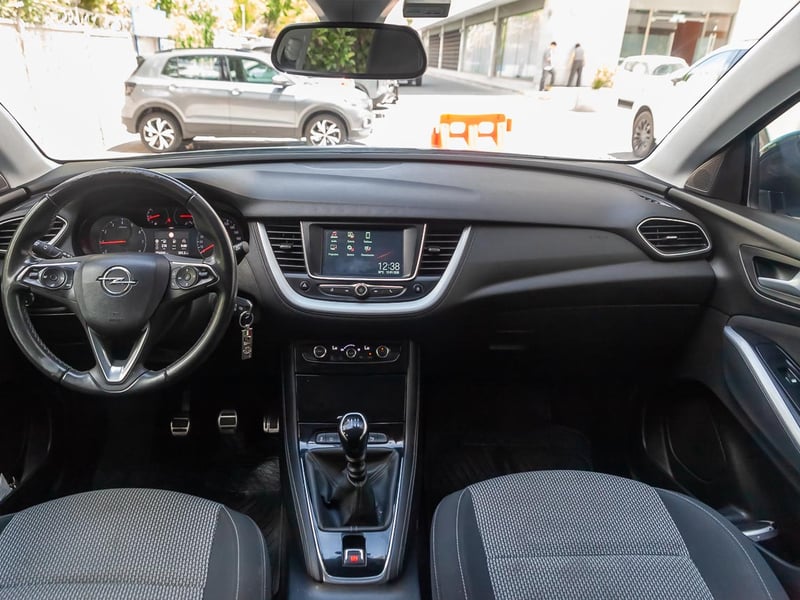 Opel Grandland 2021 - Imagen 16 de 18