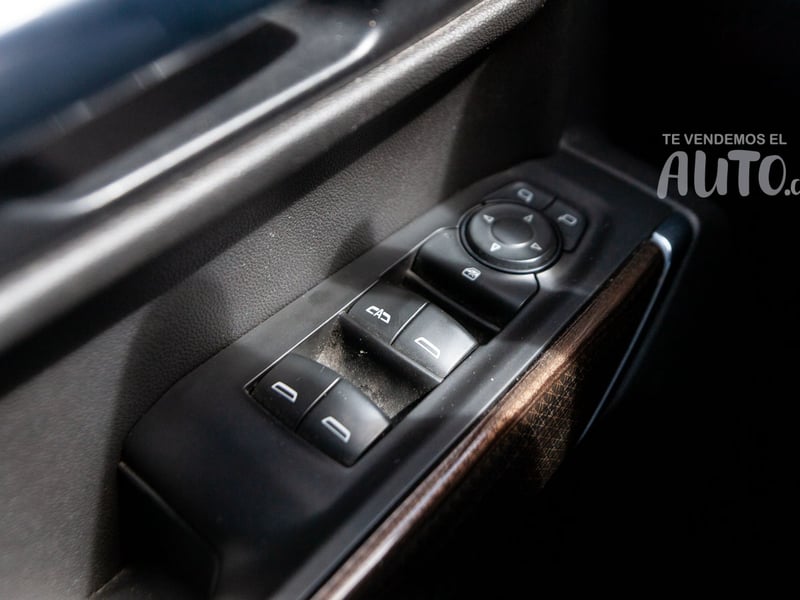 Chevrolet Silverado 2021 - Imagen 16 de 20