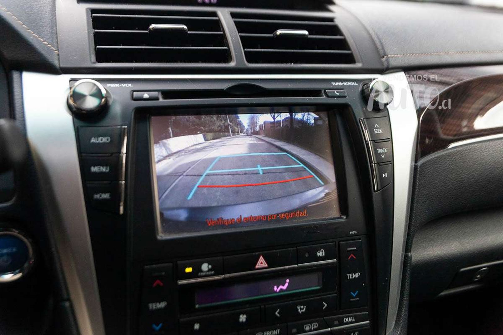 Toyota Camry 2017 - Imagen 14 de 20