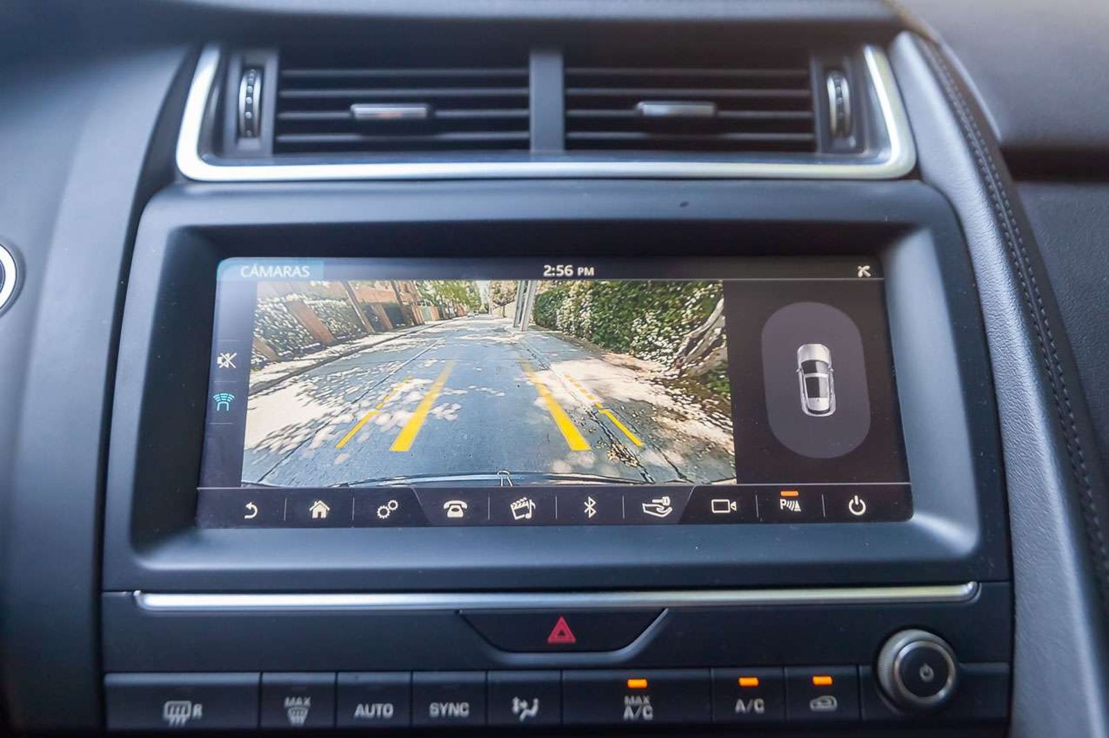 JAGUAR E-Pace 2019 - Imagen 13 de 17