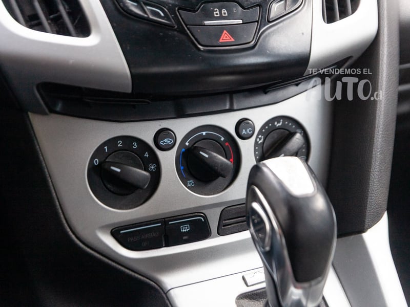 Ford Focus 2015 - Imagen 13 de 18