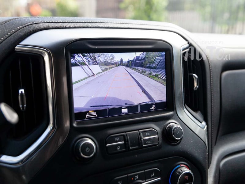 Chevrolet Silverado 2021 - Imagen 19 de 20