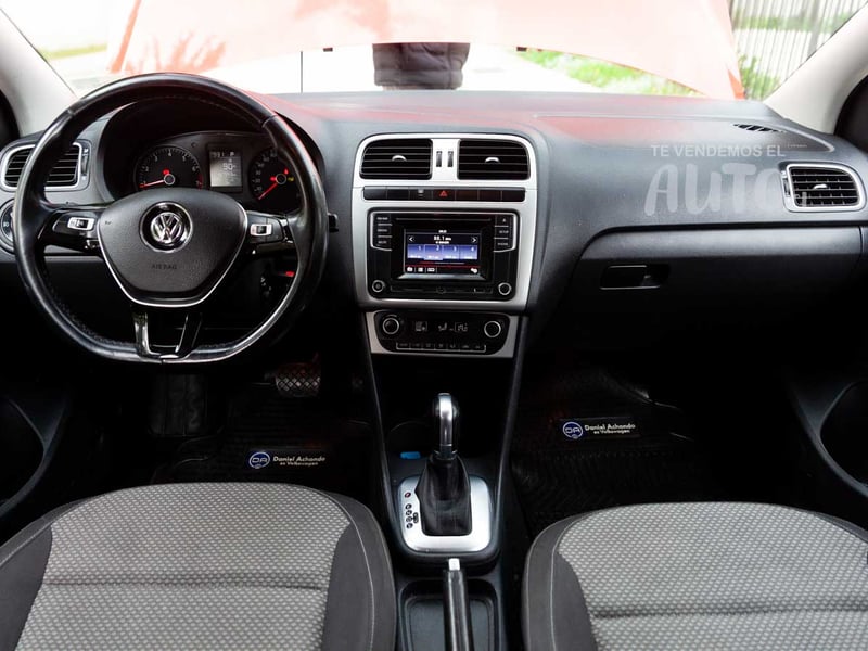 Volkswagen Polo 2018 - Imagen 16 de 18
