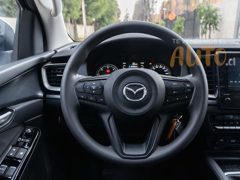 Mazda BT50 4WD 2025 - Imagen 13 de 20