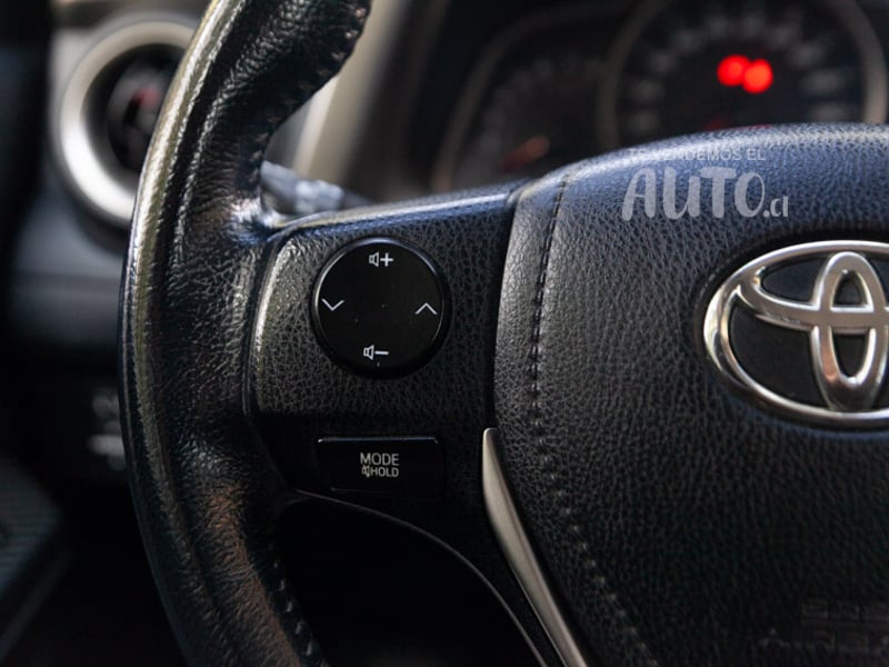Toyota Rav4 2013 - Imagen 8 de 16