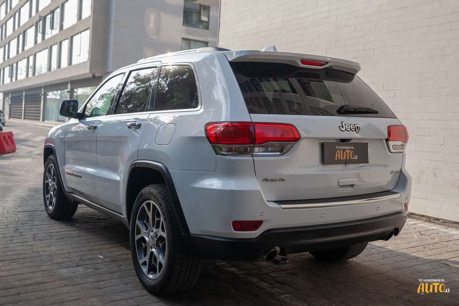 JEEP Grand Cherokee 2019 - Imagen 3 de 20