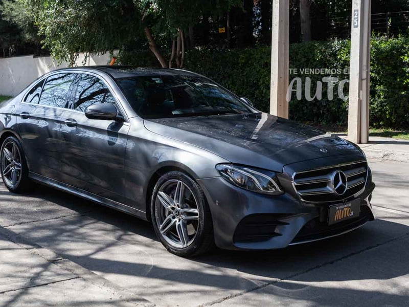 Mercedes-Benz E300 2018 - Imagen 6 de 19