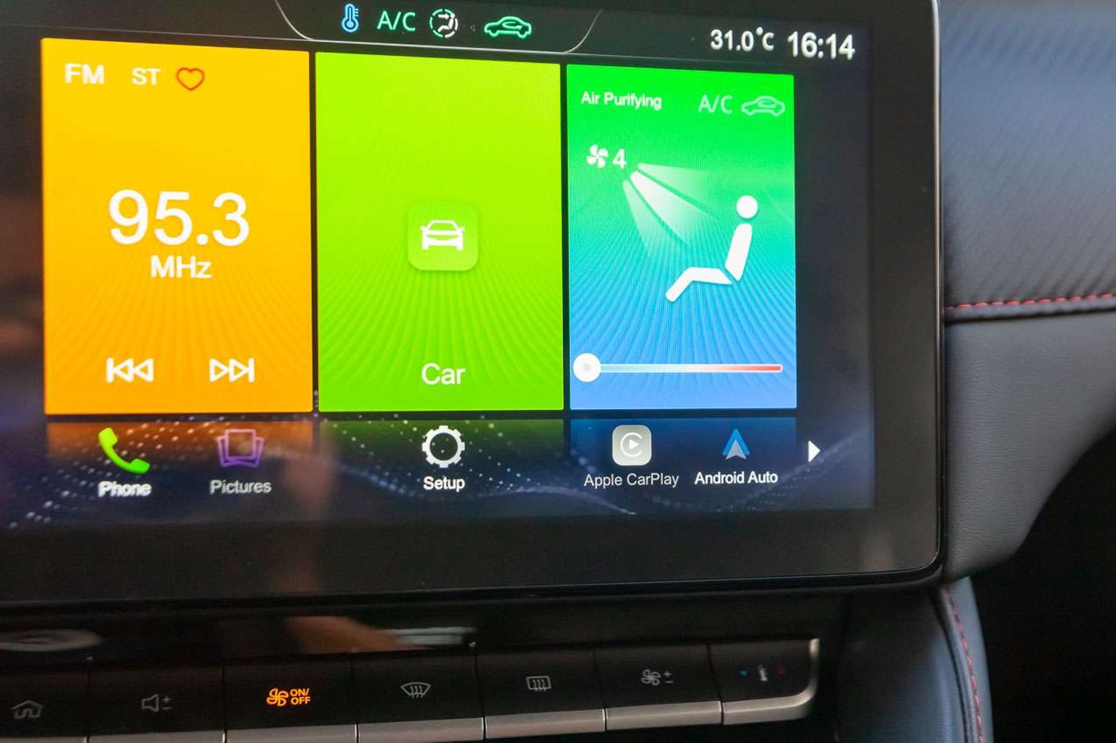 MG ZX 2025 - Imagen 14 de 19