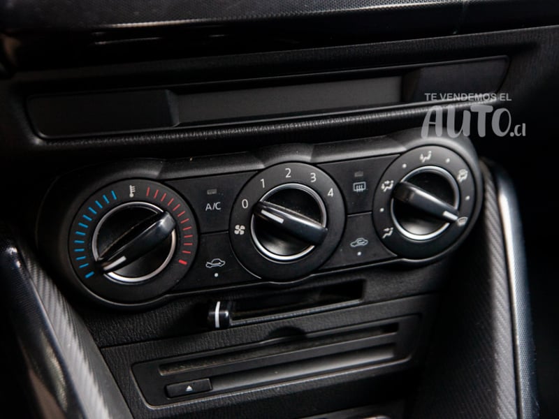 Mazda 2 2017 - Imagen 11 de 17