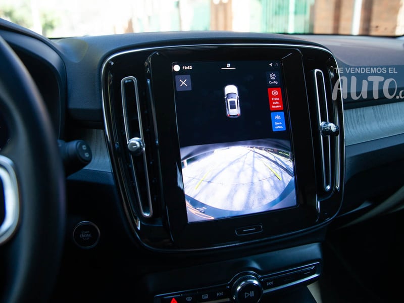 Volvo XC40 2023 - Imagen 11 de 17