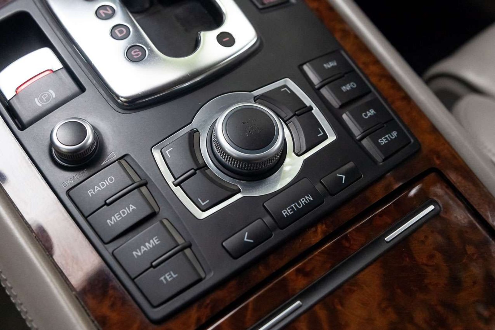 AUDI S8 2008 - Imagen 17 de 20
