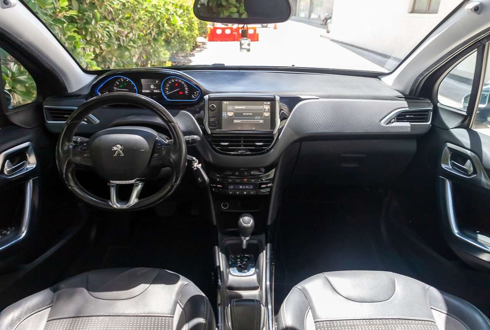 PEUGEOT 2008 2016 - Imagen 16 de 18