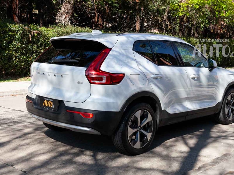 Volvo XC40 2023 - Imagen 5 de 17
