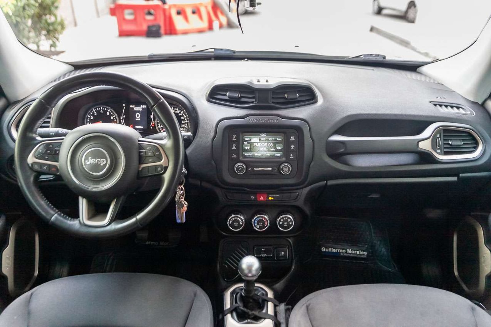 JEEP Renegade 2017 - Imagen 15 de 17