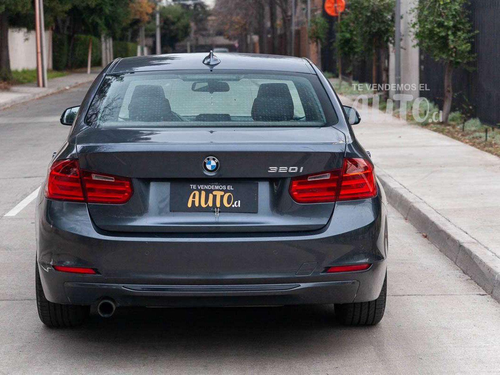 BMW 320I 2013 - Foto 4 de 19