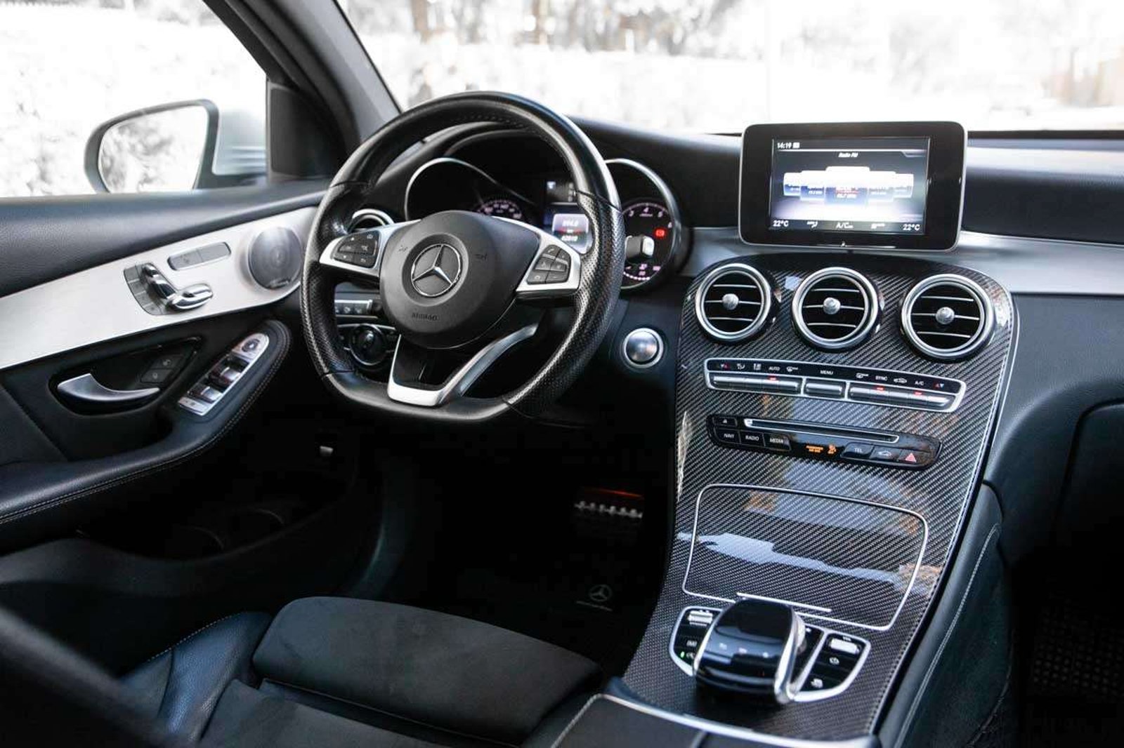 MERCEDES BENZ GLC300 2019 - Imagen 19 de 19