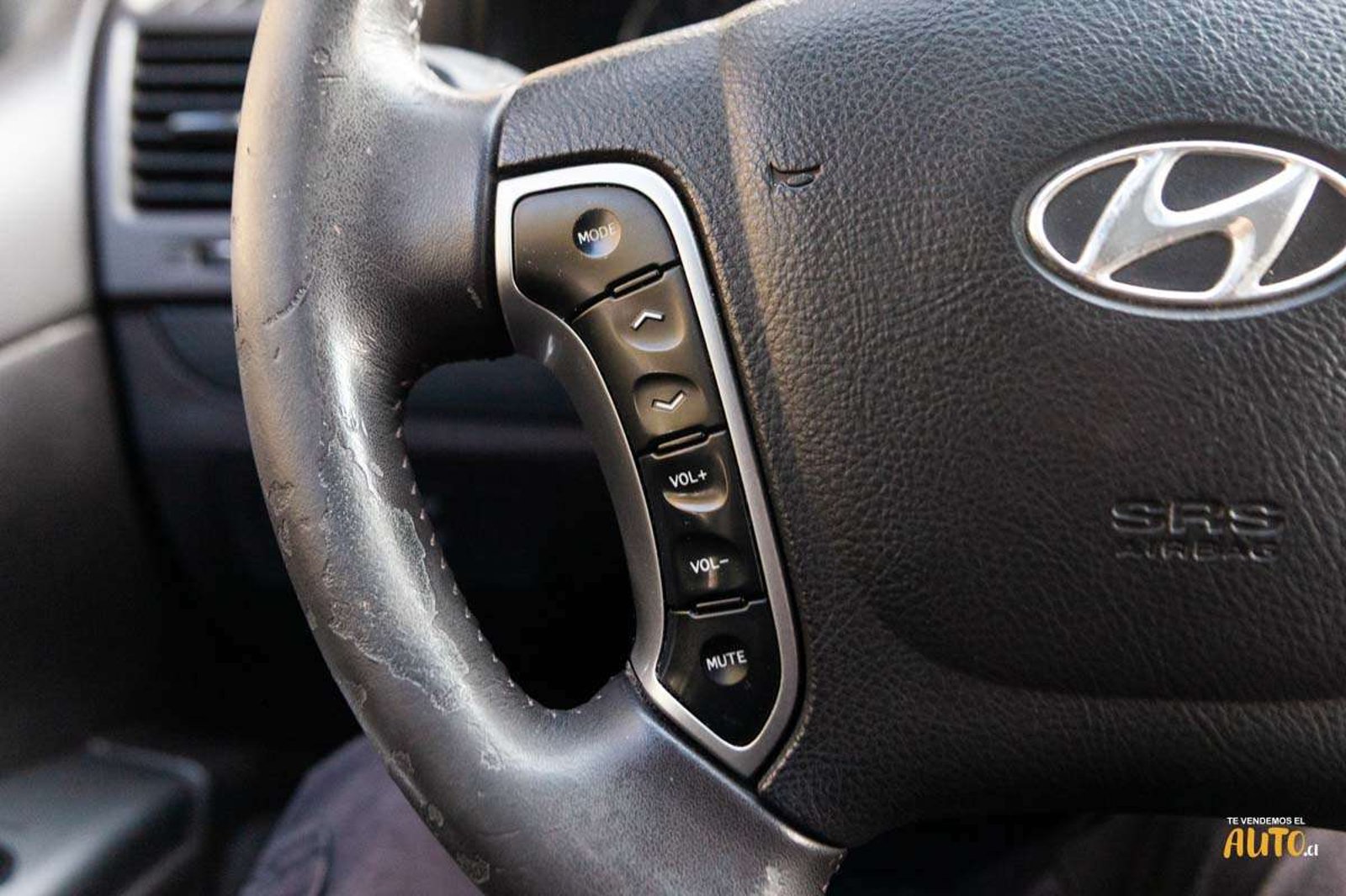 HYUNDAI Santa Fe 2011 - Imagen 9 de 17