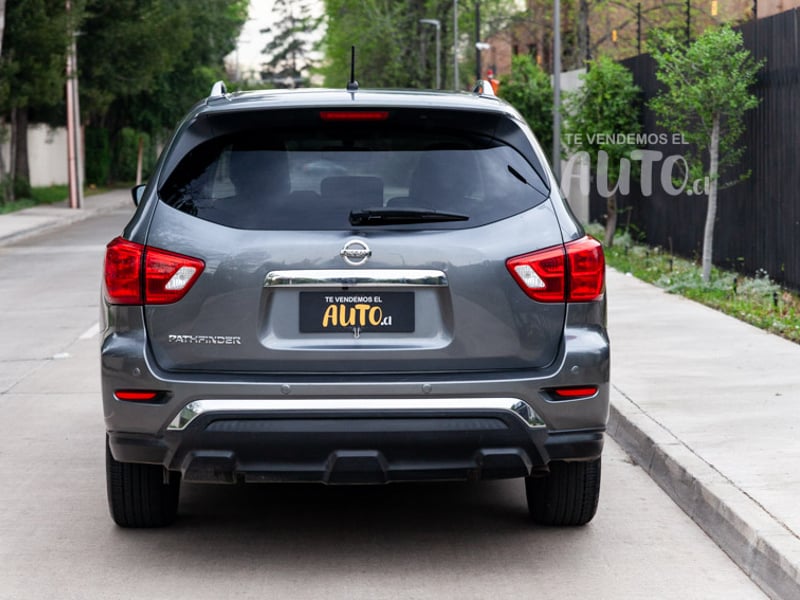 Nissan Pathfinder 2018 - Imagen 4 de 20